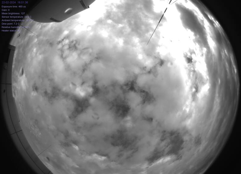 example_image_allsky.jpg example_image_allsky.jpg